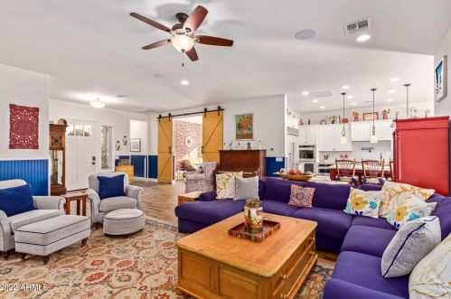 5310 2nd St, Phoenix AZ 85085-7756 exterior