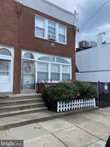 4419 Edgemont St, Philadelphia, PA 19137-1617