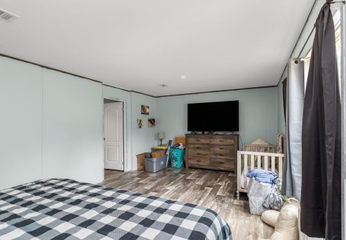 199 Tulip Ave, Defuniak Springs FL 32433-6556 exterior