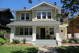 804 Kipling St, Houston, TX 77006-4313