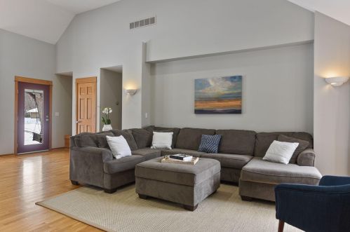 1735 Perkins Ln, Maple Plain MN 55359 exterior