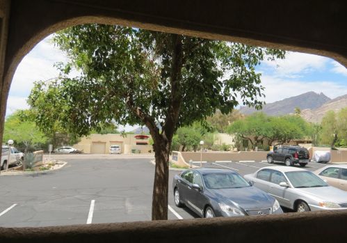 5750 Camino Esplendora, Tucson AZ  85718-4504 exterior