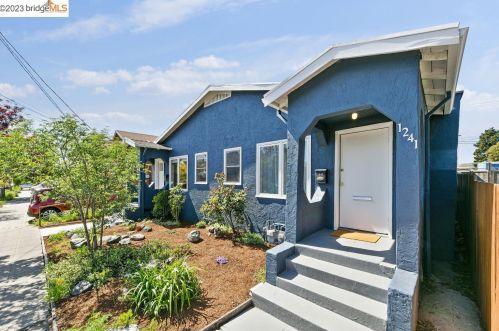 1241 Burnett St, Berkeley CA 94702-2407 exterior