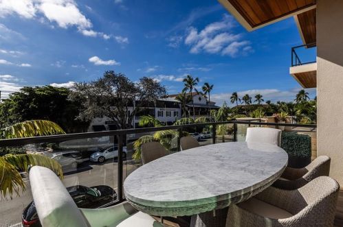 505 5 Ave, Naples FL 34117-4111 exterior