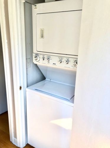 3429 Oakley Ave, Chicago IL 60608-6027 exterior