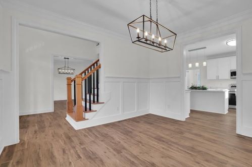 2199 Collins Dr, Atlanta GA  30318-1217 exterior