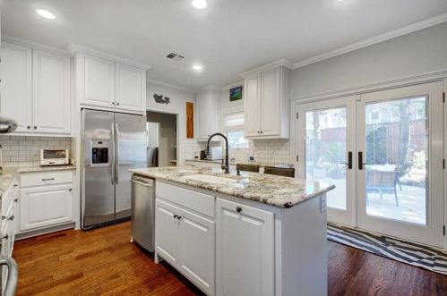 2307 Alta Vis Ave, Austin TX 78704-5229 exterior