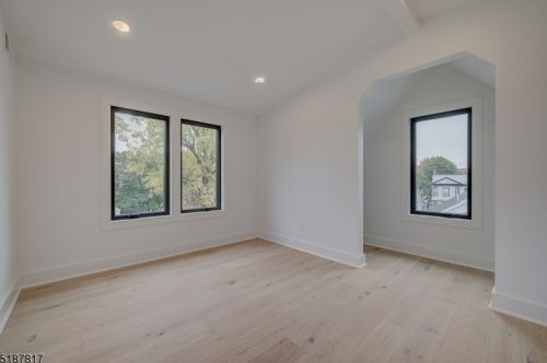 21 New St, Montclair NJ 07042-4543 exterior