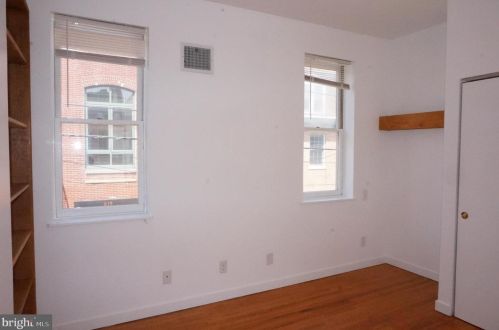 618 Kater St, Philadelphia PA 19147-1817 exterior