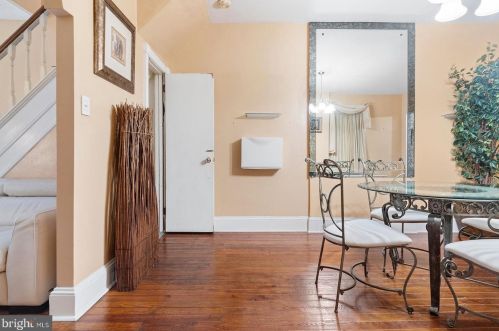 2015 17 St, Philadelphia PA 19121-2341 exterior