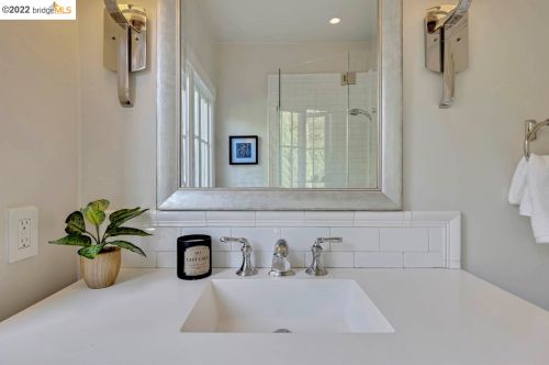 683 Arlington Ave, Berkeley CA 94707-1039 exterior