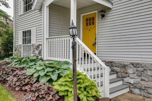 607 17 St, Mishawaka IN 46544-5644 exterior