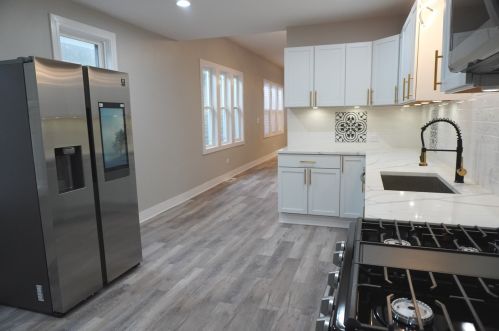 2837 Farrell St, Chicago IL 60608-5707 exterior