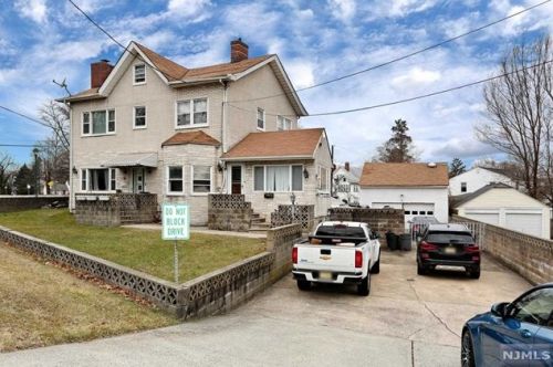 162 Kinderkamack Rd, Oradell NJ  07649-2234 exterior