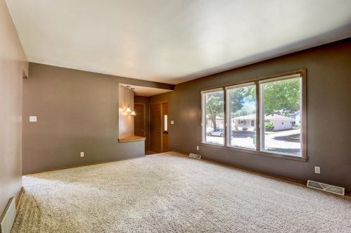 3748 93rd St, Milwaukee, WI 53228-1616