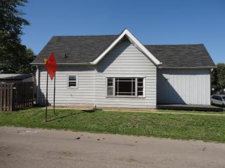 1265 Lawton Ave, Indianapolis IN  46203-4024 exterior