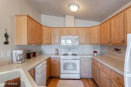 273 Mora Dr, Green Valley AZ 85614-4318 exterior