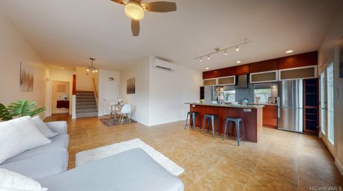 5276 Kimokeo St, Honolulu, HI 96821-1740