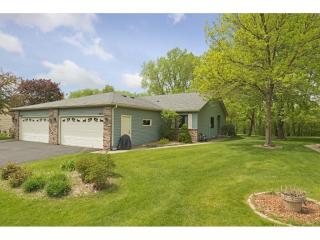 2597 Fernwood Ct, Saint Paul MN  55113-3227 exterior