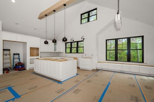 645 Glendale Rd, Wilbraham MA 01095 exterior