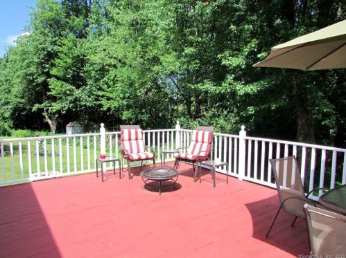 243 Wedgewood Dr, Torrington CT 06790-3041 exterior