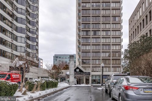 2001 Hamilton St, Philadelphia PA 19130-4298 exterior