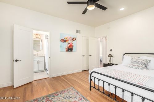 2109 Grant Rd, Tucson AZ  85719-3412 exterior