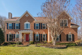1597 Lupine Den Ct, Vienna VA  22182-2165 exterior