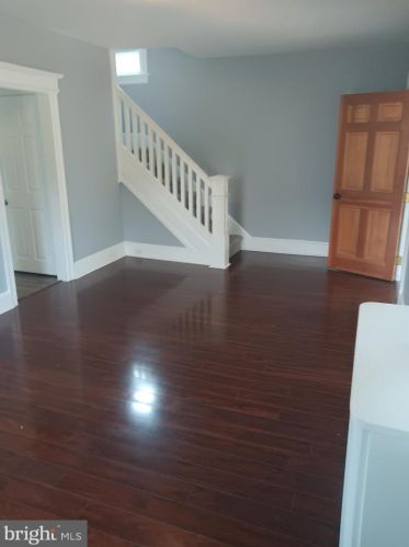 403 42 St, Camden NJ 08110-3003 exterior