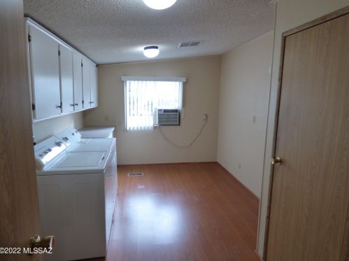 1340 Calle Arizona, Tucson AZ  85705-2502 exterior