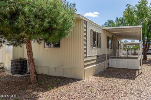 16225 29th St, Phoenix AZ  85032-3044 exterior