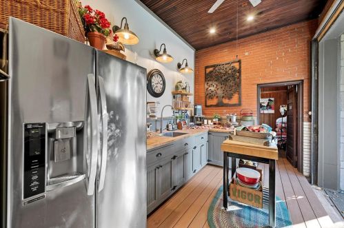 36 Portland Pl, Saint Louis MO 63108-1242 exterior