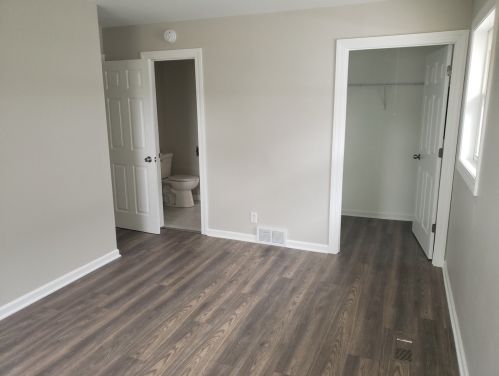 2005 Dartmoor Dr, Joliet IL 60435-3310 exterior