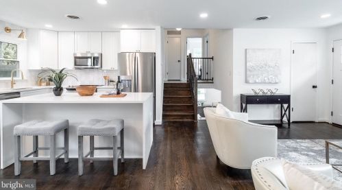 8705 Old Mount Vernon Rd, Alexandria VA  22309-2013 exterior