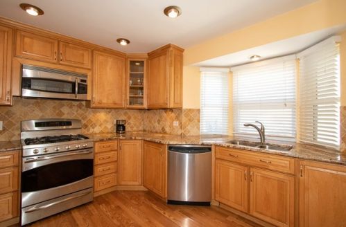 1634 76 Ct, Chicago IL 60707-3012 exterior