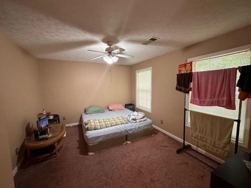 6339 Wedgeview Dr, Tucker GA 30084-8768 exterior