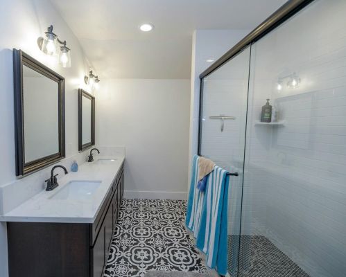 1267 Canal Dr, Turlock CA  95380-4159 exterior