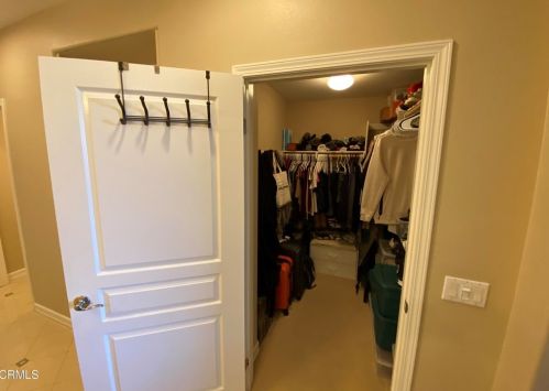 1447 Windshore Way, Oxnard CA 93035-1405 exterior