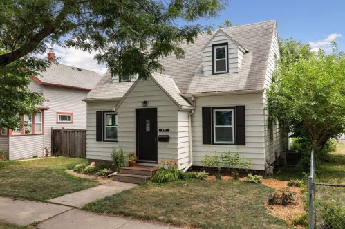 372 Fulton St, Saint Paul MN  55102-3407 exterior