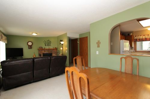 111501 Bender Ct, Chaska, MN 55318-1311