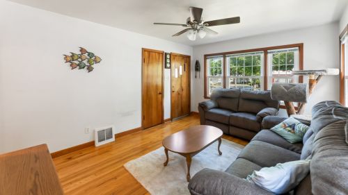 3401 9, Milwaukee WI 53215-5111 exterior