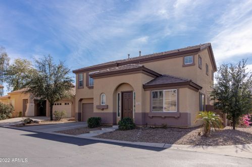 7233 39th Way, Phoenix, AZ 85042-6233