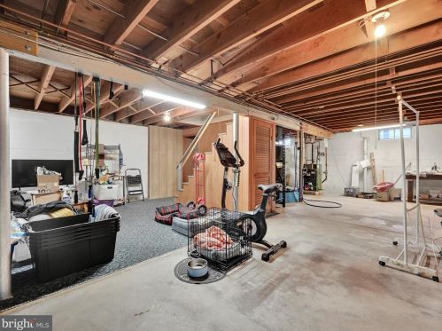 1246 Adams St, Pottstown PA  19464-2402 exterior