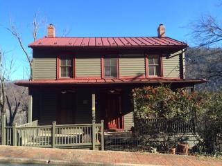 240 High St, Harpers Ferry WV  25425 exterior