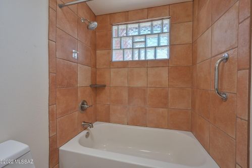 8105 Beverly St, Tucson AZ 85710-5929 exterior