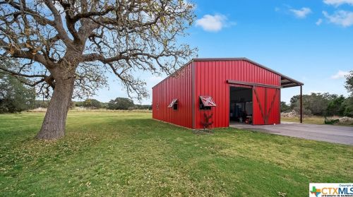 117 Falling Leaves Ct, Spring Branch TX 78070-6373 exterior