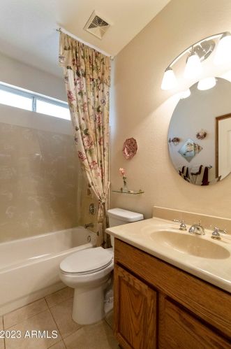 24032 Lakeway Cir, Chandler AZ 85248-7312 exterior