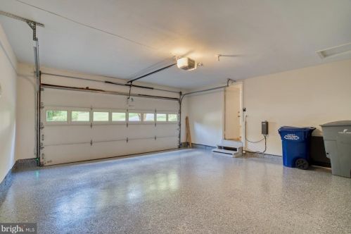 5823 Colfax Ave, Alexandria VA 22311-1013 exterior