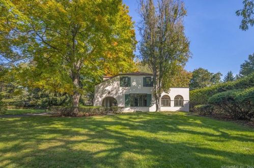 61 Clapboard Hill Rd, Westport, CT 06880-6320