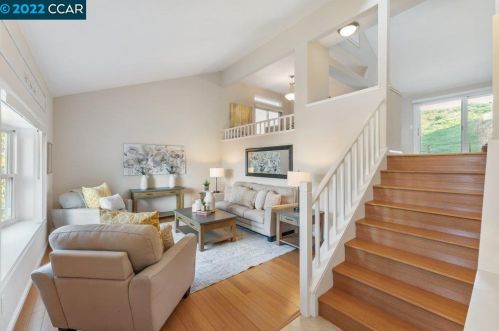 3341 Sierra Vista Ct, Concord, CA 94518-4203